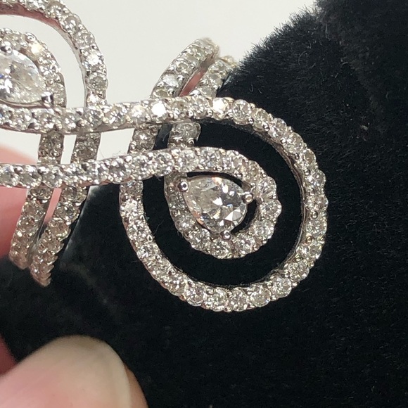 18KT WG natural D Diamond 2.5 CT Cocktail Ring - Picture 8 of 13